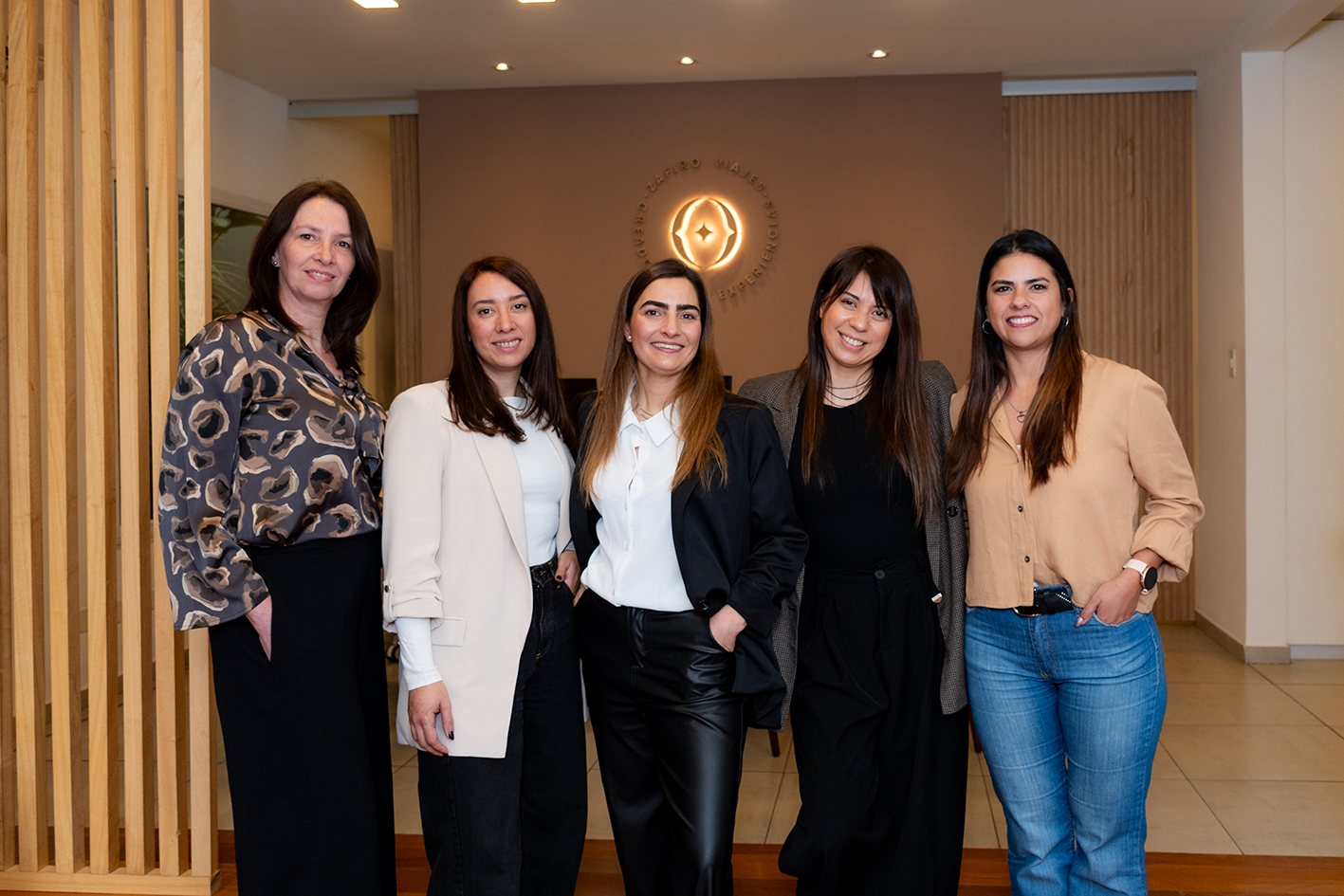 Equipo Zafiro Viajes